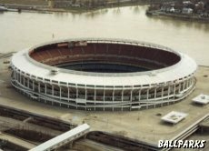 1999 aerial view of Riverfront Stadium
